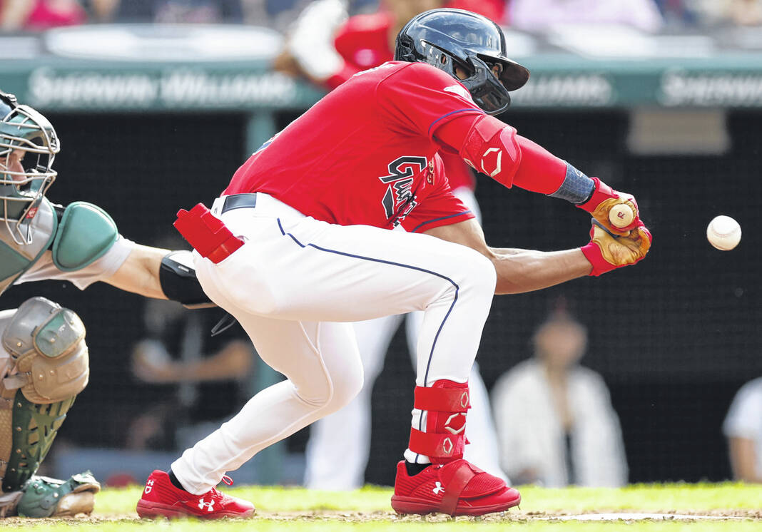 Oakland A's sign former top prospect Christian Bethancourt