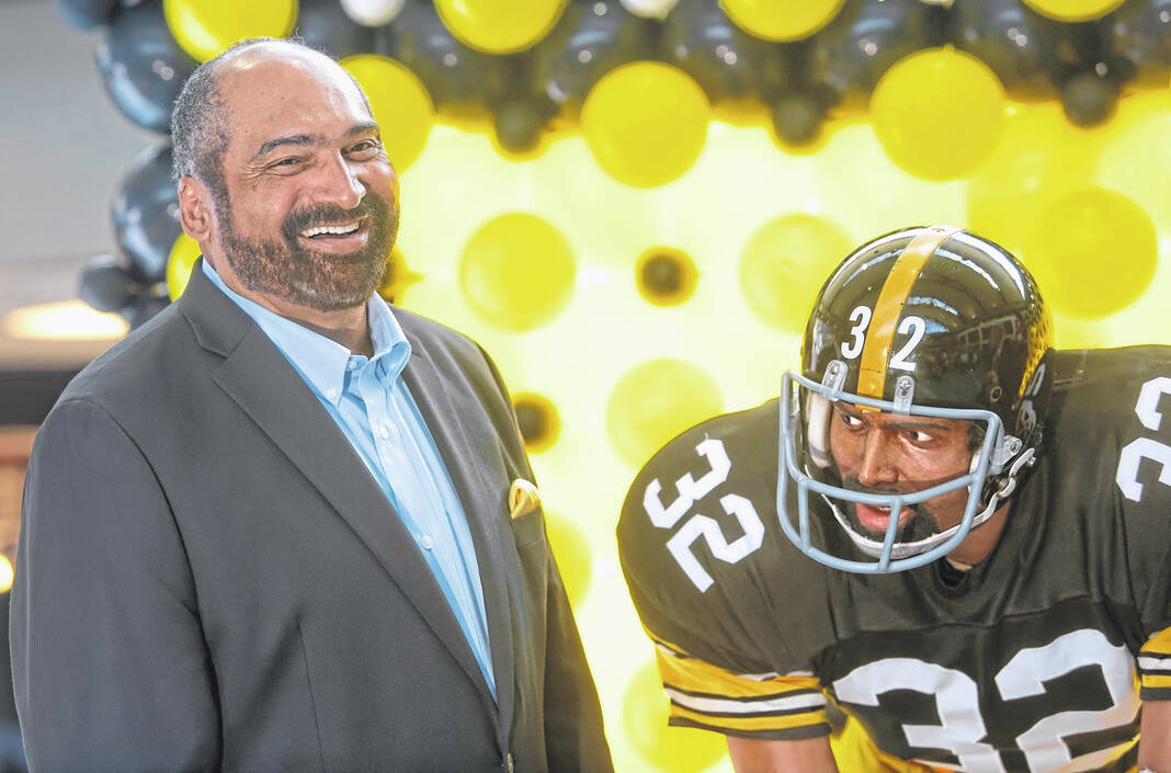 Franco Harris, Steeler Who Caught 'Immaculate Reception,' Dies at 72 - The  New York Times