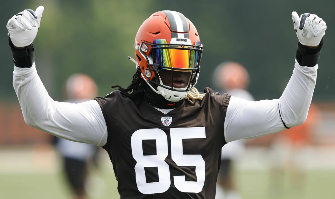 Browns' Njoku in position to join upper echelon of tight ends