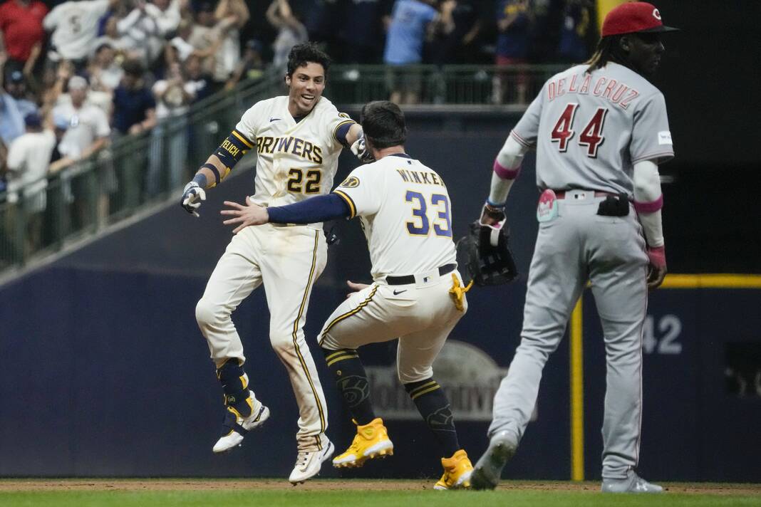 Christian Yelich on board with moving to left field for Milwaukee Brewers