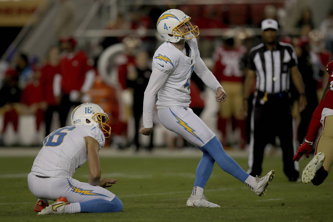 Cleveland Browns backs kicker Cade York despite struggles